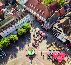 Marktplatz in Neustadt an der Weinstraße von oben